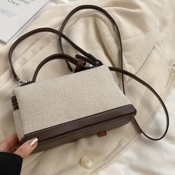 Chic Medium Leather Dumpling Handbag & Crossbody Purse with Detachable Strap - Picture 4 of 6